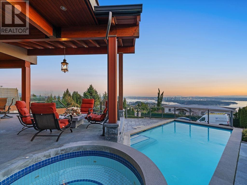 1355 WHITBY ROAD, West Vancouver