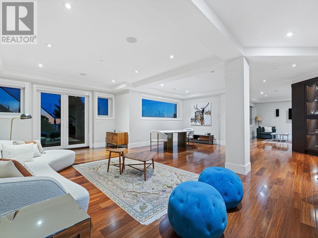 1355 WHITBY ROAD, West Vancouver