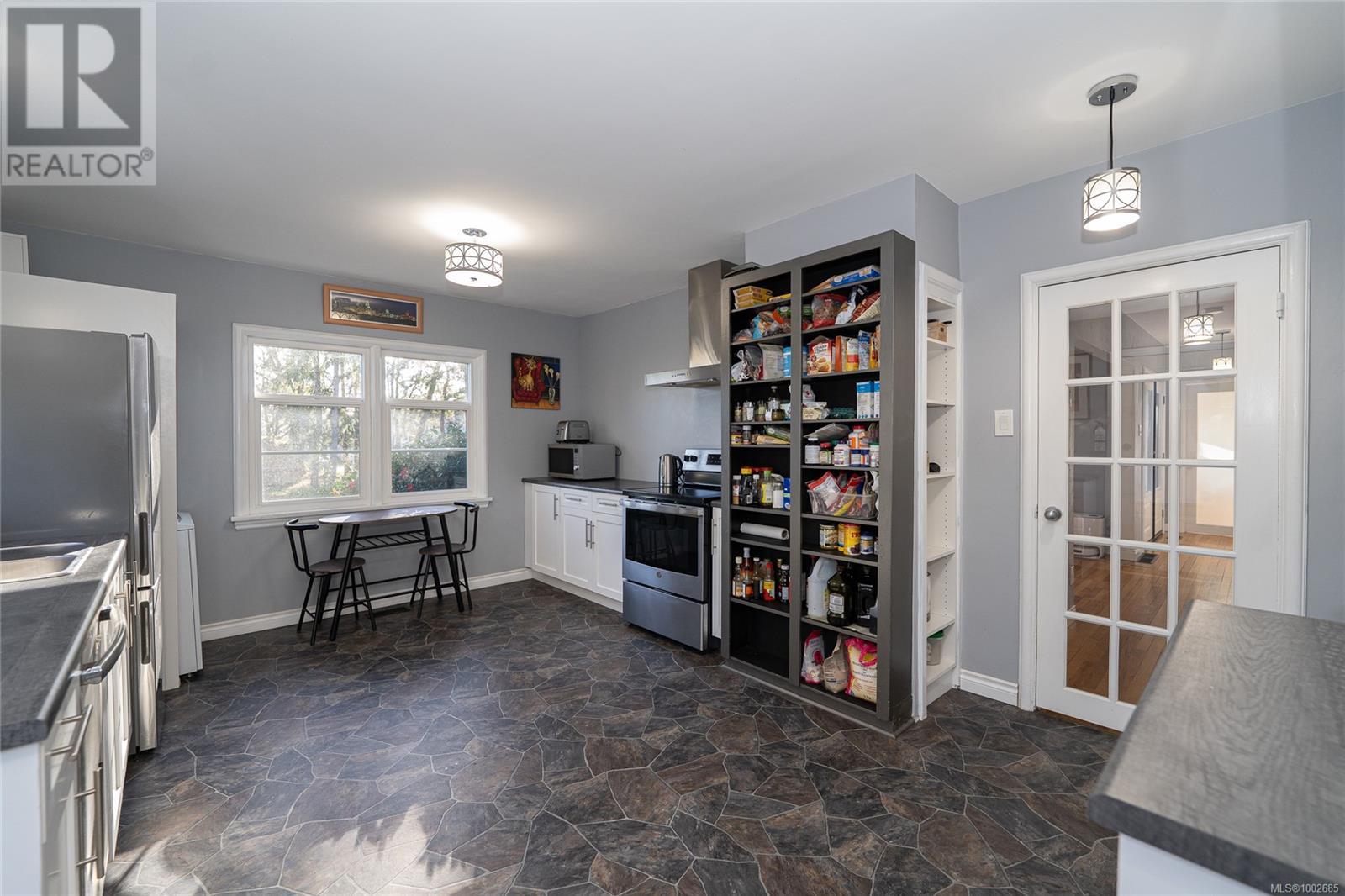3771 Winston Cres, Saanich