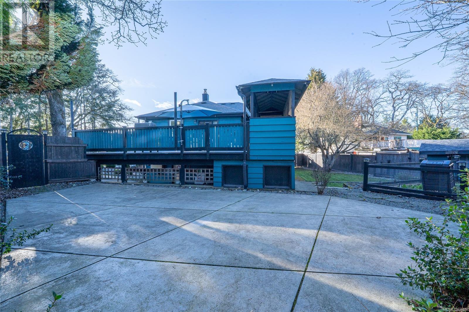 3771 Winston Cres, Saanich