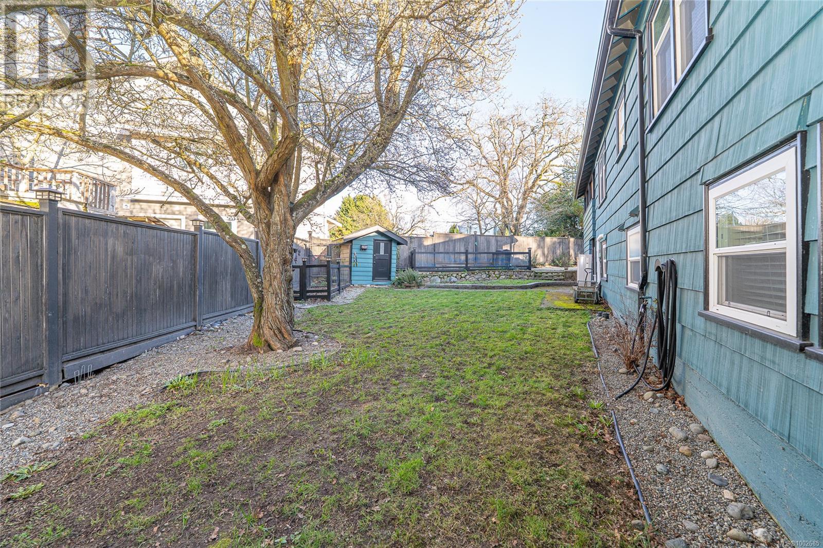 3771 Winston Cres, Saanich