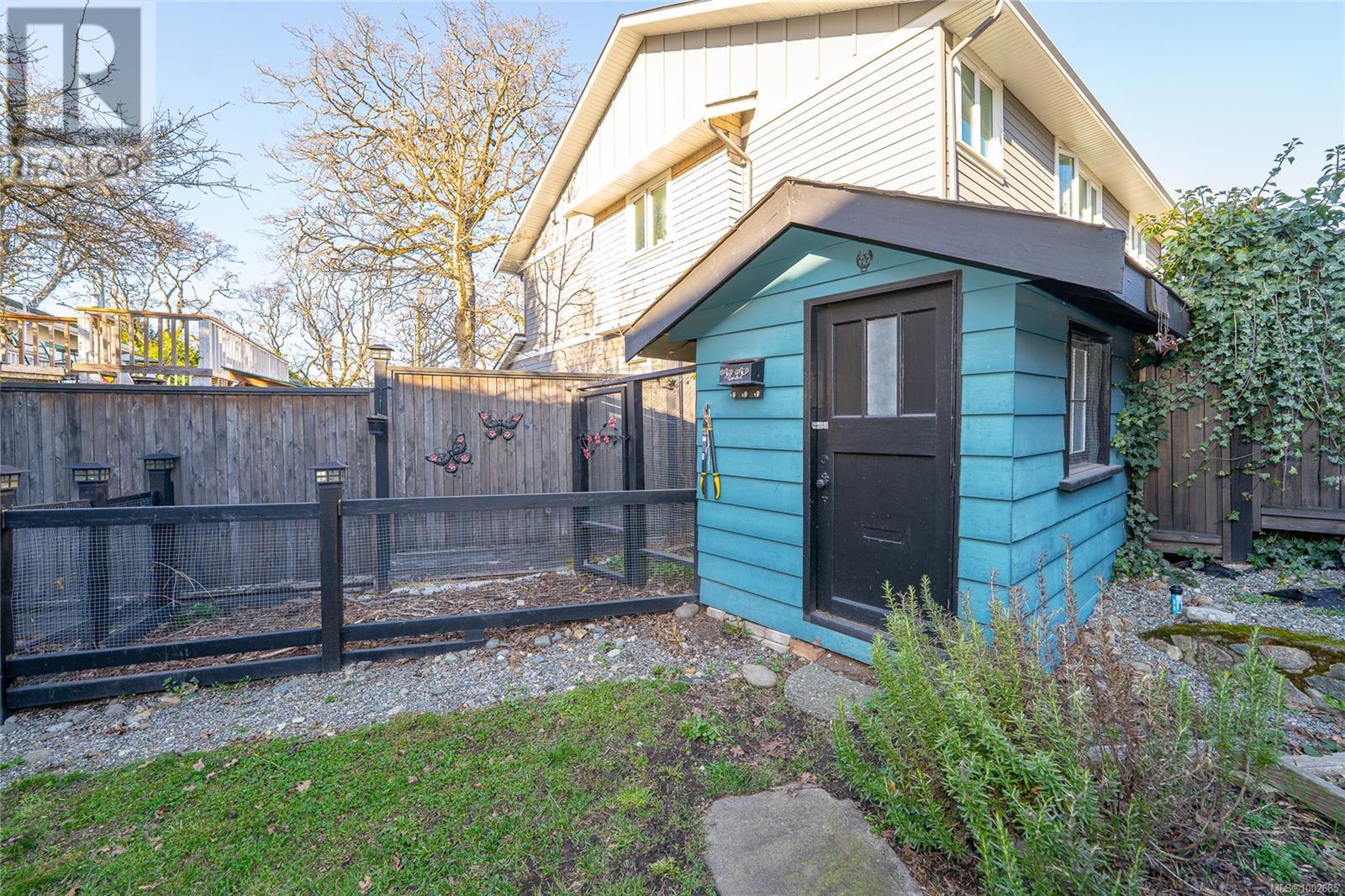 3771 Winston Cres, Saanich