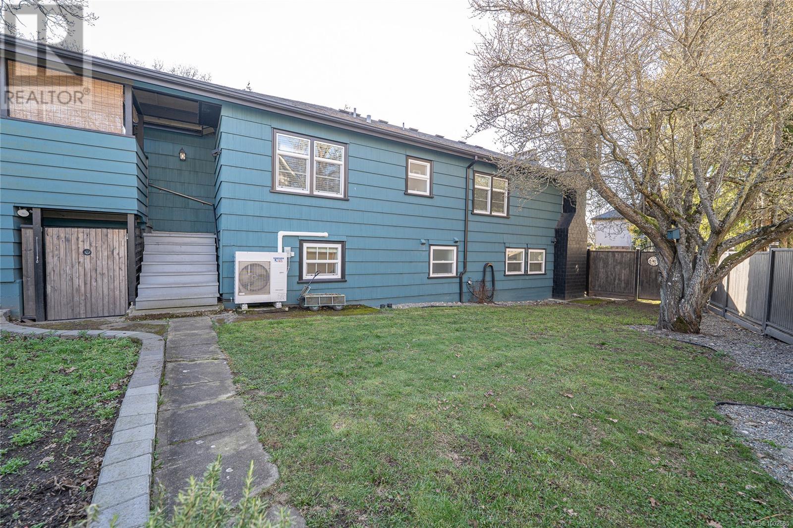 3771 Winston Cres, Saanich
