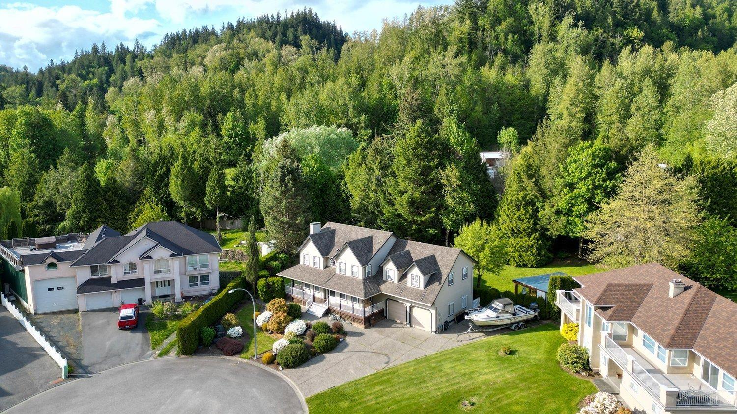 Photo 1 of 5052 Whitewater Place Chilliwack River Valley, Sardis Chwk River Valley BC