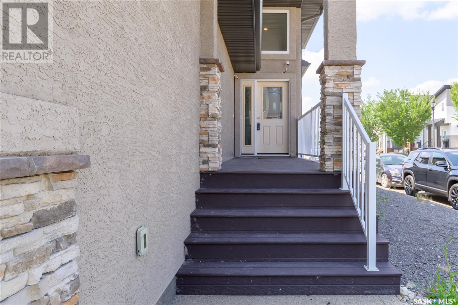 Photo 2 of 5549 Waterer Road, Regina SK