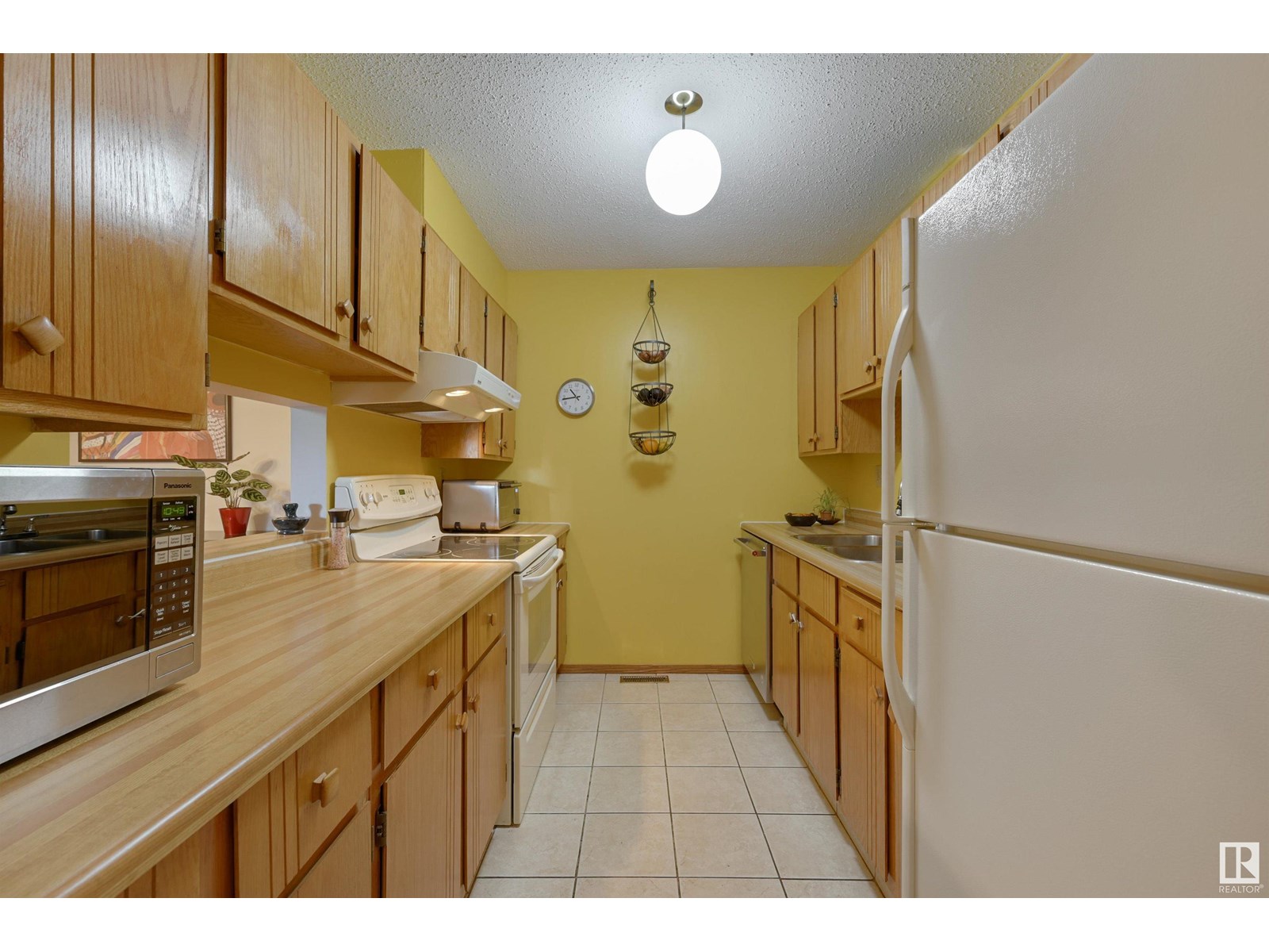 Photo 15 of 301 2908 105 A St Nw, Edmonton AB