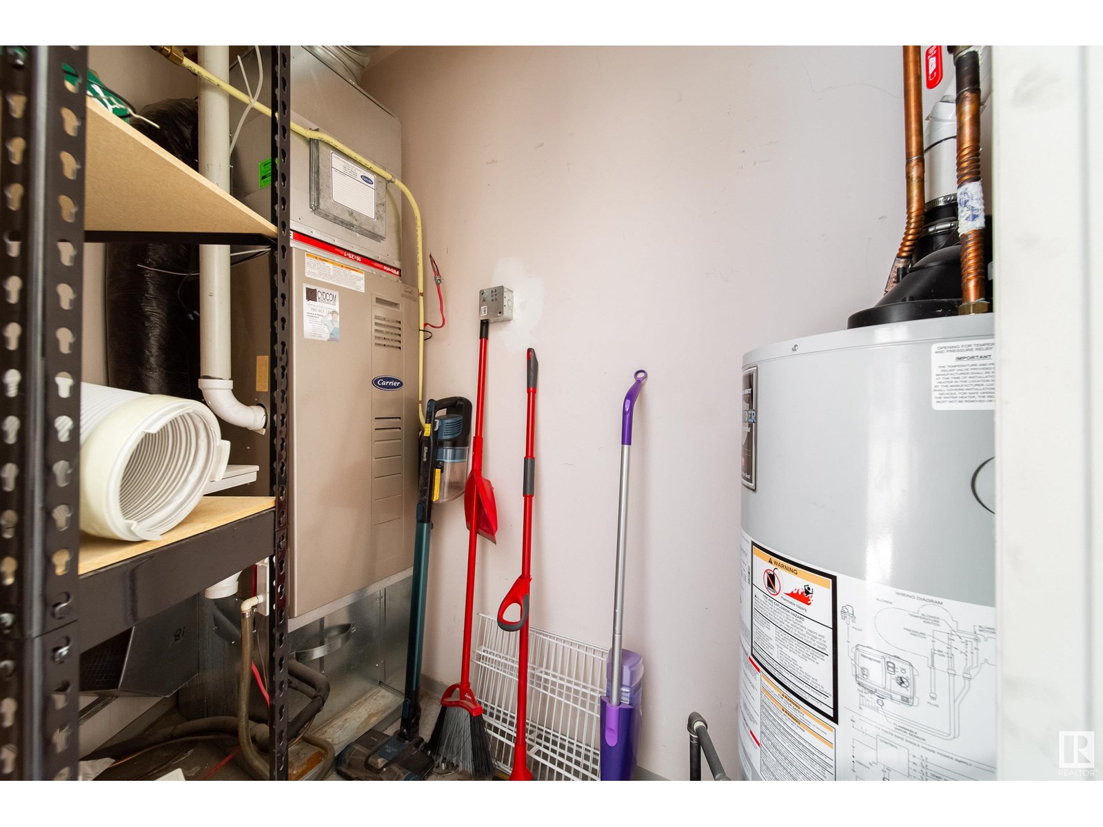 Photo 3 of 418 10147 112 St Nw, Edmonton AB