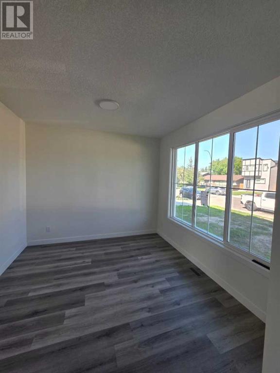 Single Family House for Sale in   Street SE Forest Lawn Calgary 