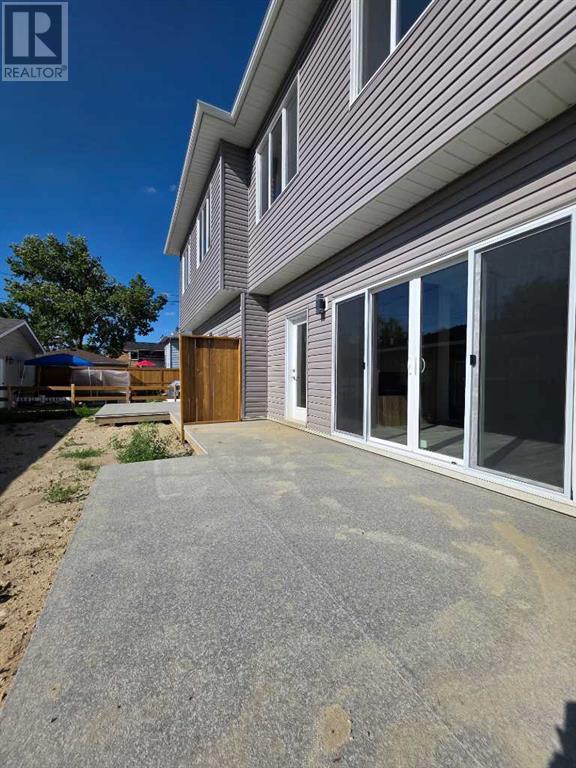 Single Family House for Sale in   Street SE Forest Lawn Calgary 
