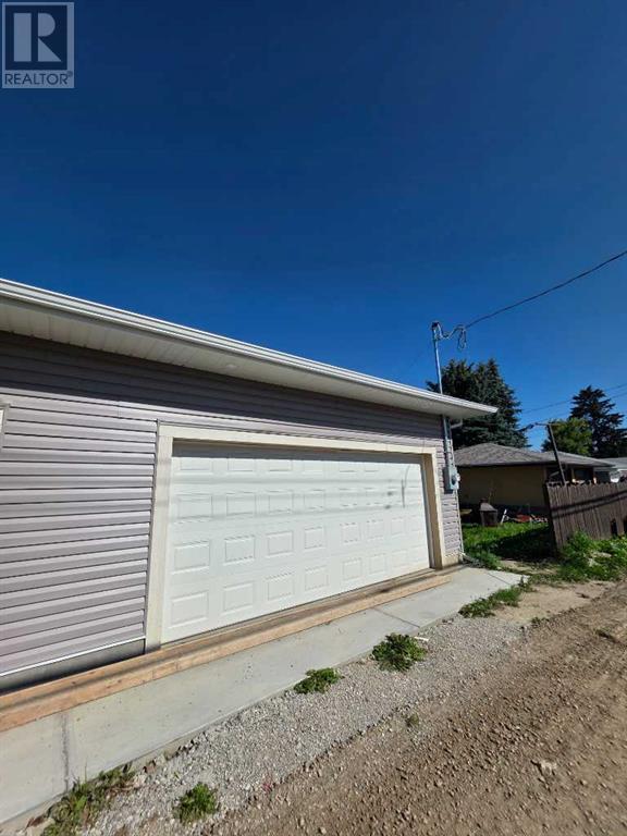 Single Family House for Sale in   Street SE Forest Lawn Calgary 