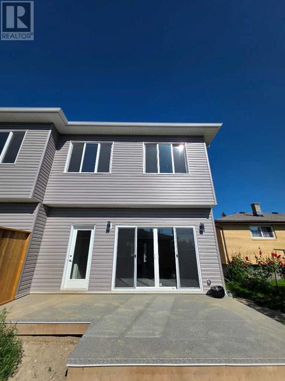 Single Family House for Sale in   Street SE Forest Lawn Calgary 