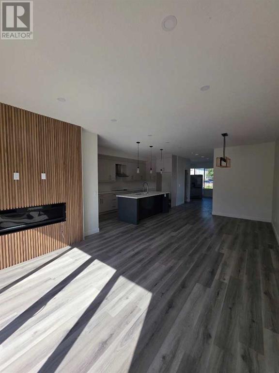 Single Family House for Sale in   Street SE Forest Lawn Calgary 