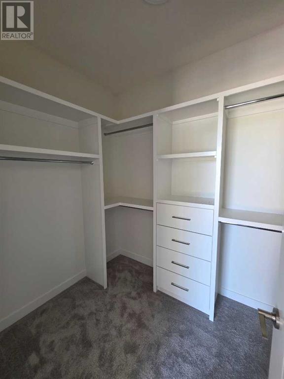 Single Family House for Sale in   Street SE Forest Lawn Calgary 