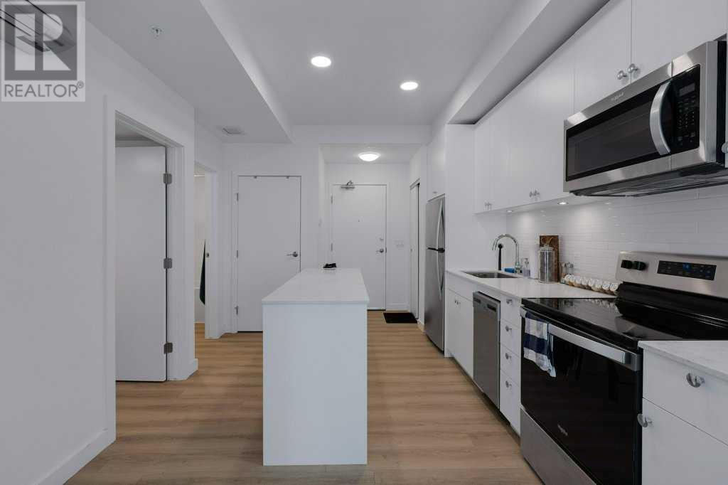 Single Family House for Sale in    Avenue NE Crescent Heights Calgary 