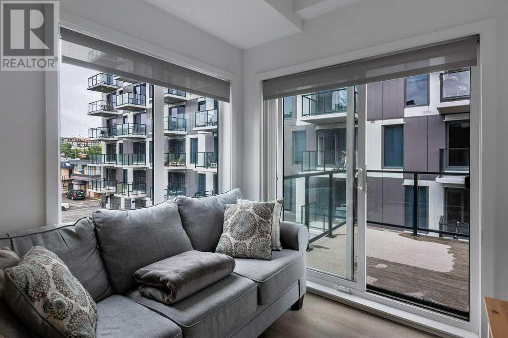 Single Family House for Sale in    Avenue NE Crescent Heights Calgary 