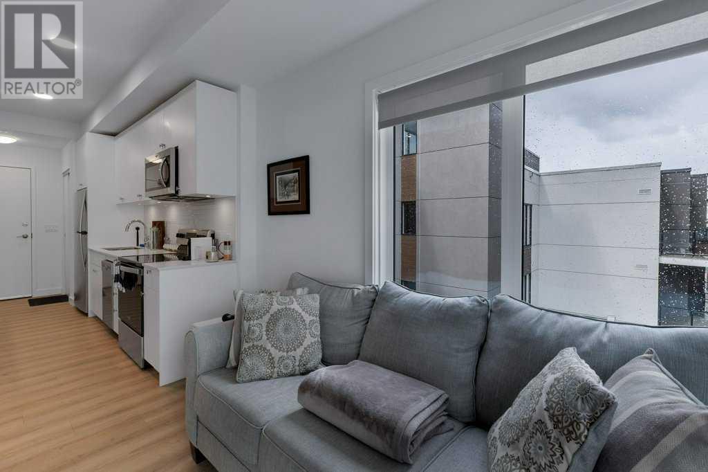 Single Family House for Sale in    Avenue NE Crescent Heights Calgary 