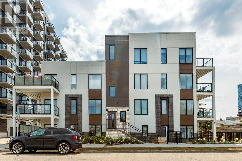 Single Family House for Sale in    Avenue NE Crescent Heights Calgary 