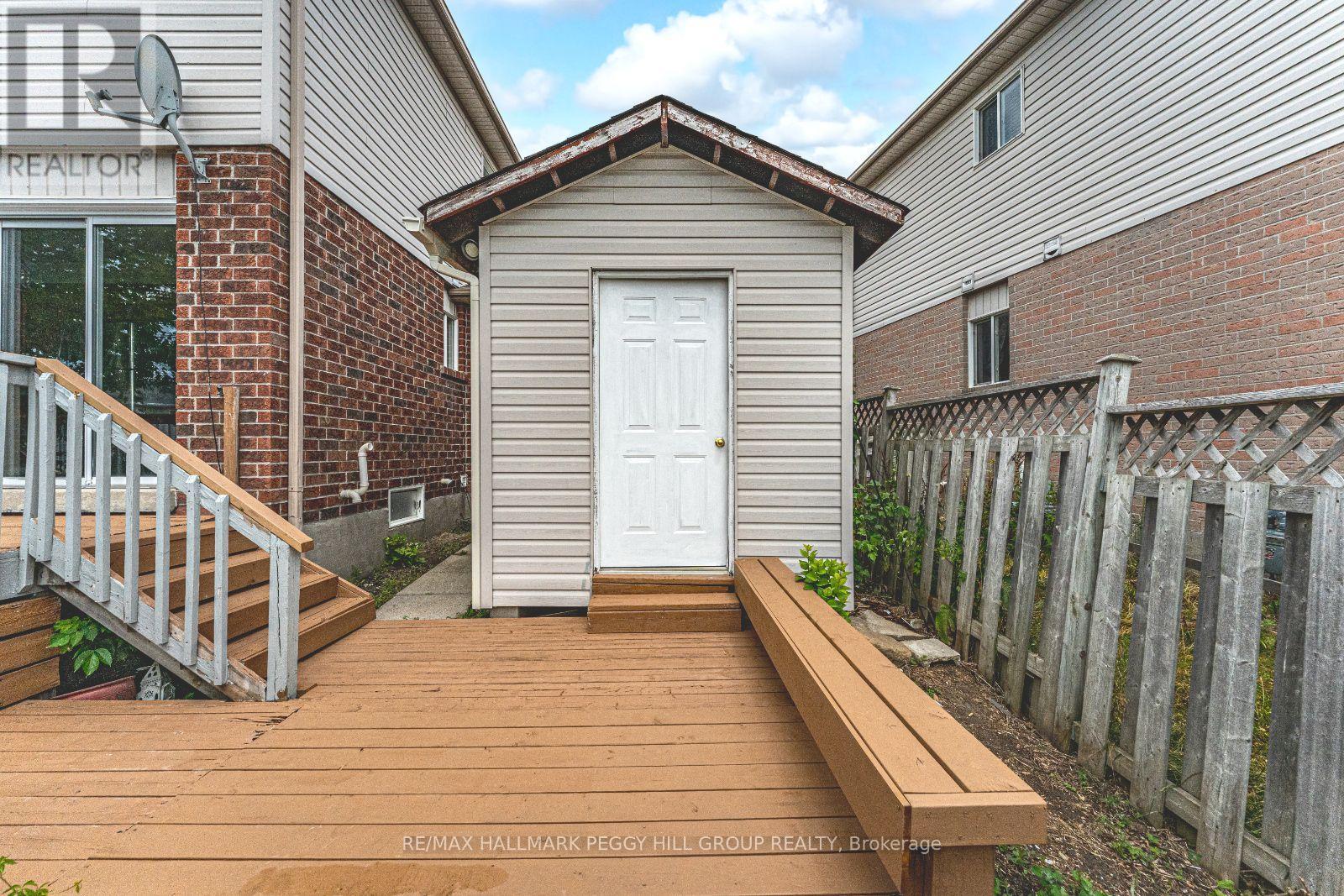 Photo 13 of 13 Golds Crescent, Barrie ON