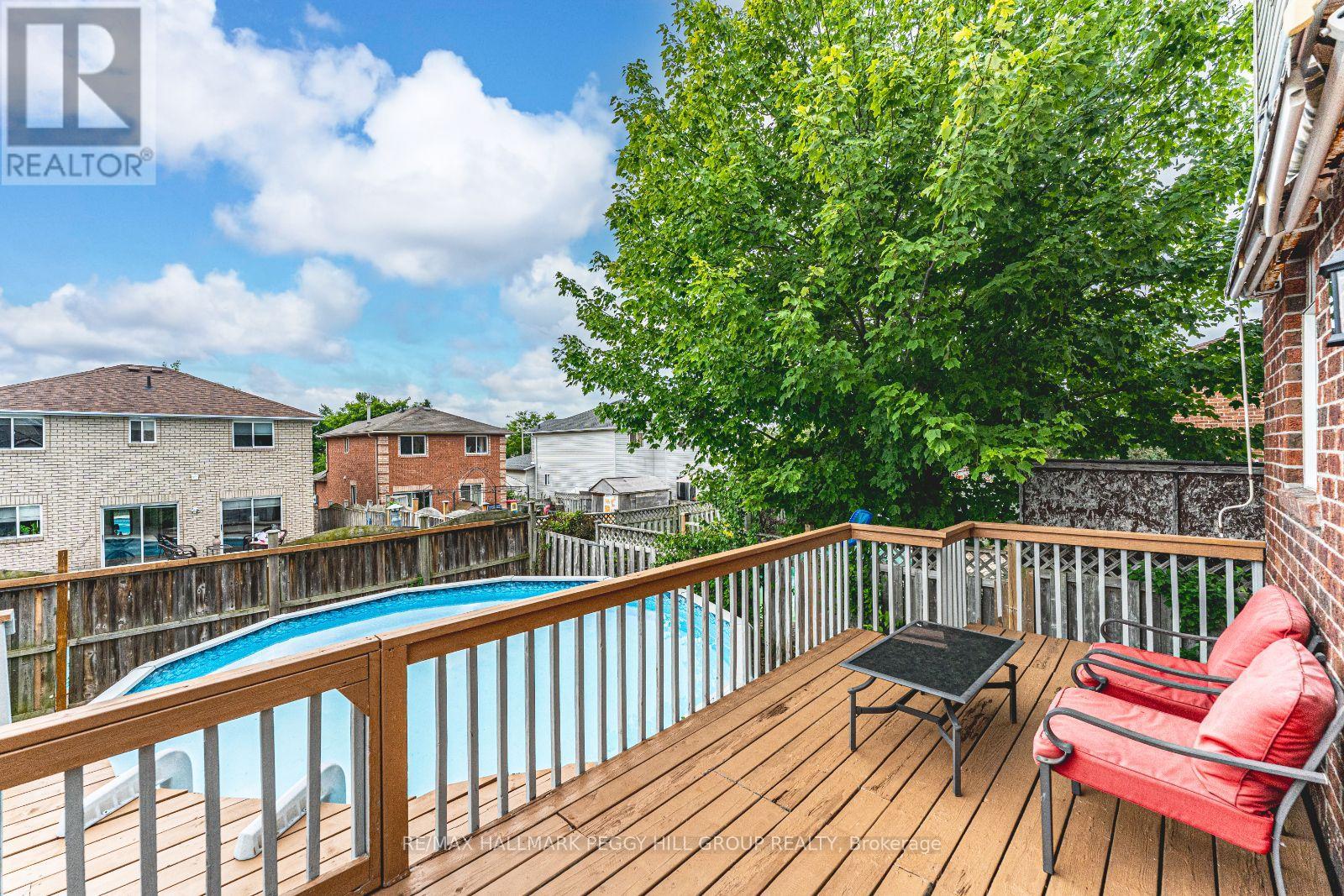 Photo 12 of 13 Golds Crescent, Barrie ON