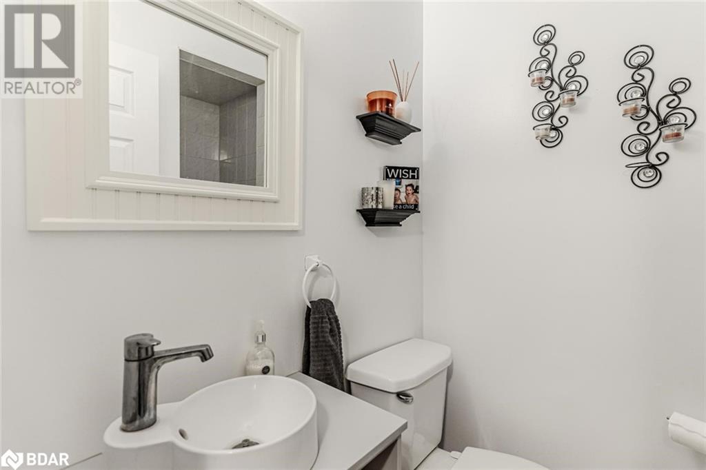 Photo 9 of 26 Royal Beech Drive, Wasaga Beach ON
