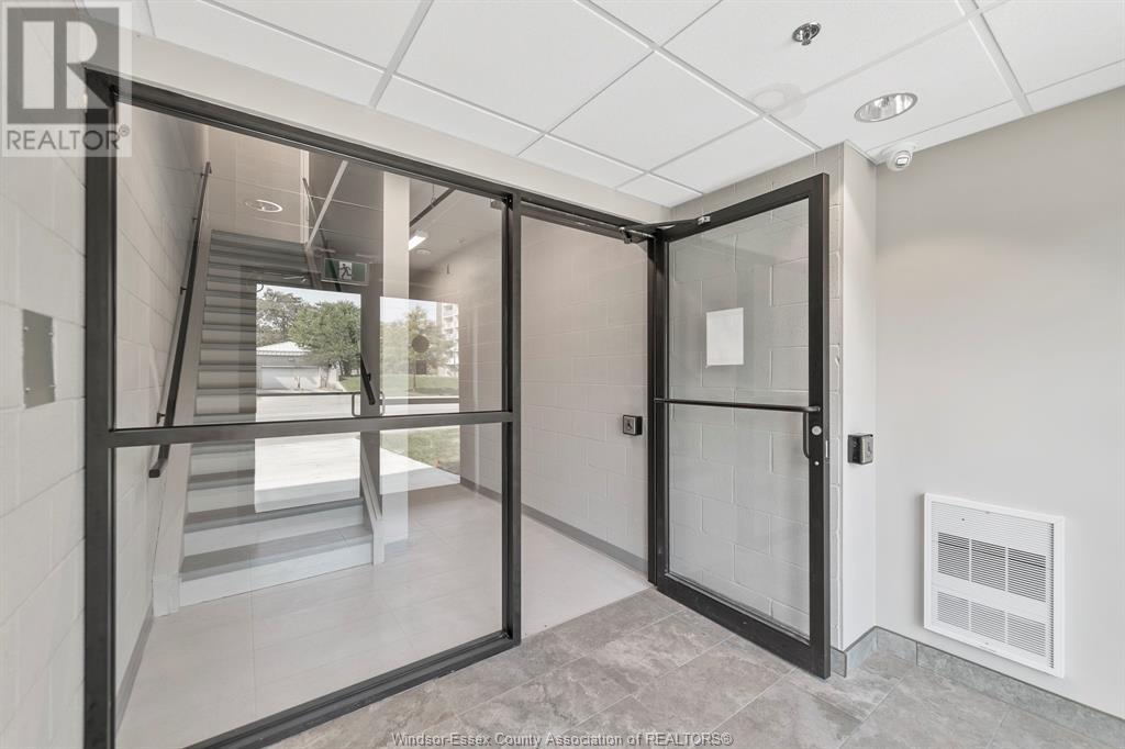 Photo 20 of 955 Ouellette Avenue Unit 403, Windsor ON
