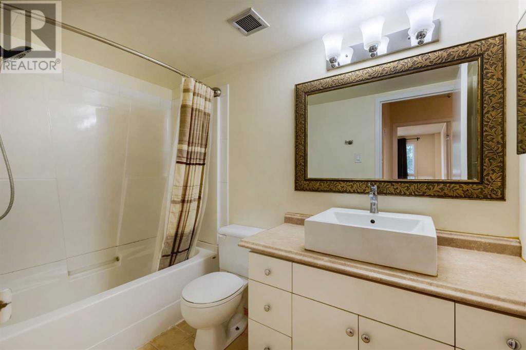Single Family House for Sale in    Street NW Varsity Calgary 