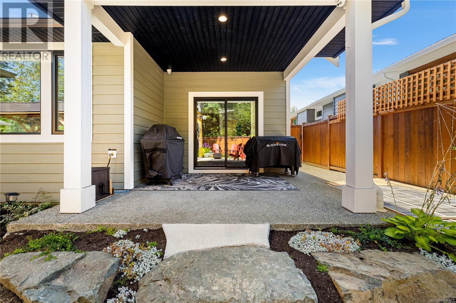 Photo 48 of 710 Salal St, Campbell River BC