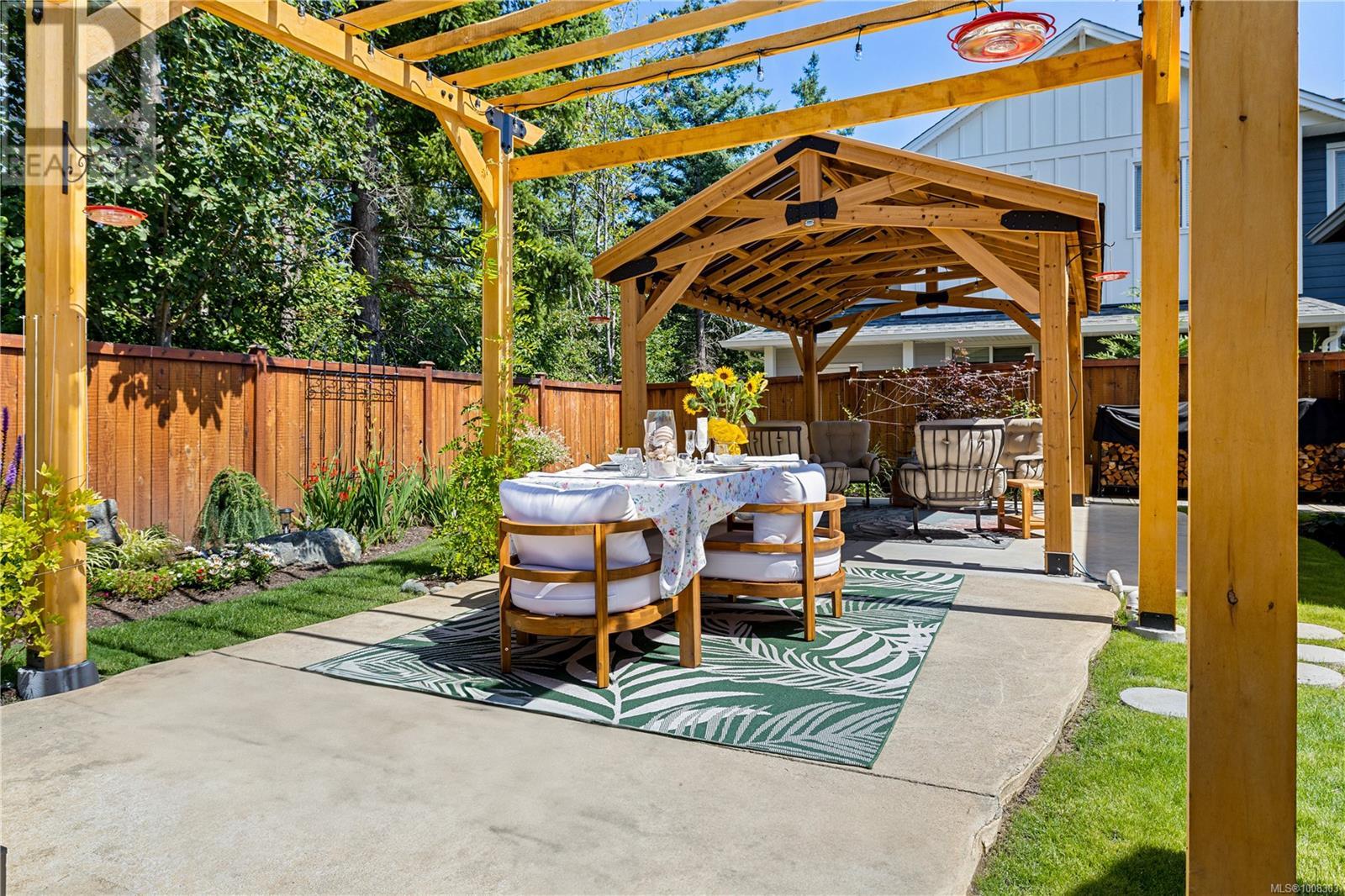 Photo 51 of 710 Salal St, Campbell River BC