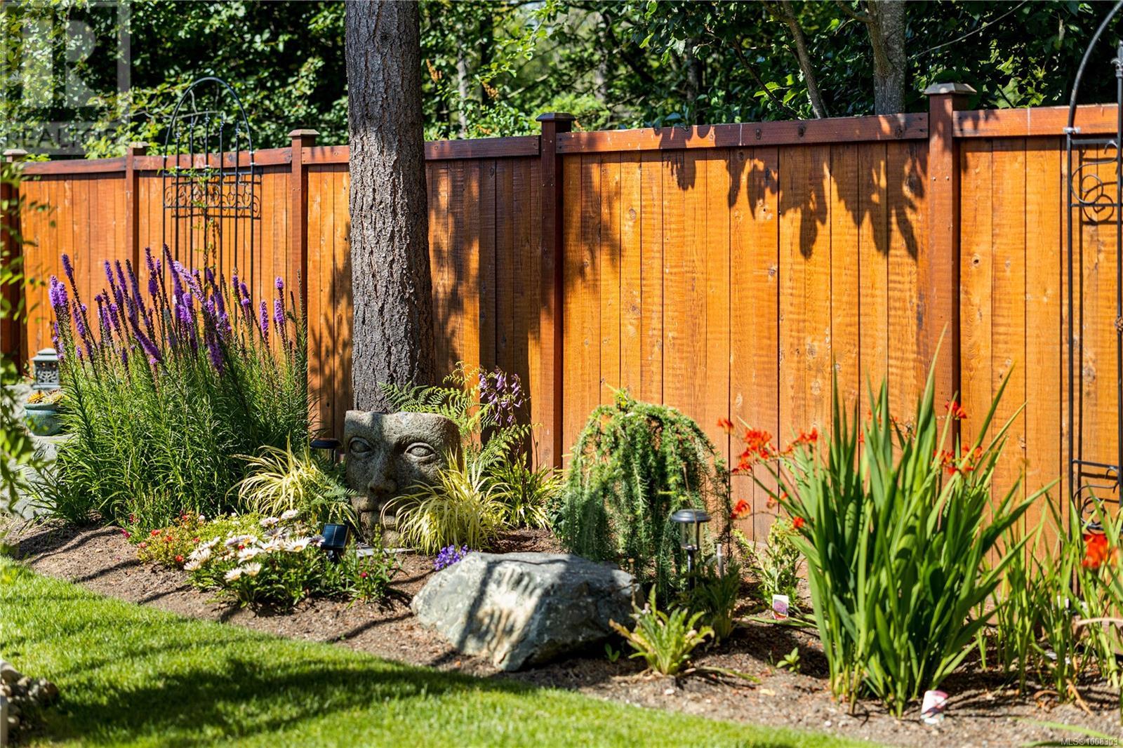 Photo 64 of 710 Salal St, Campbell River BC