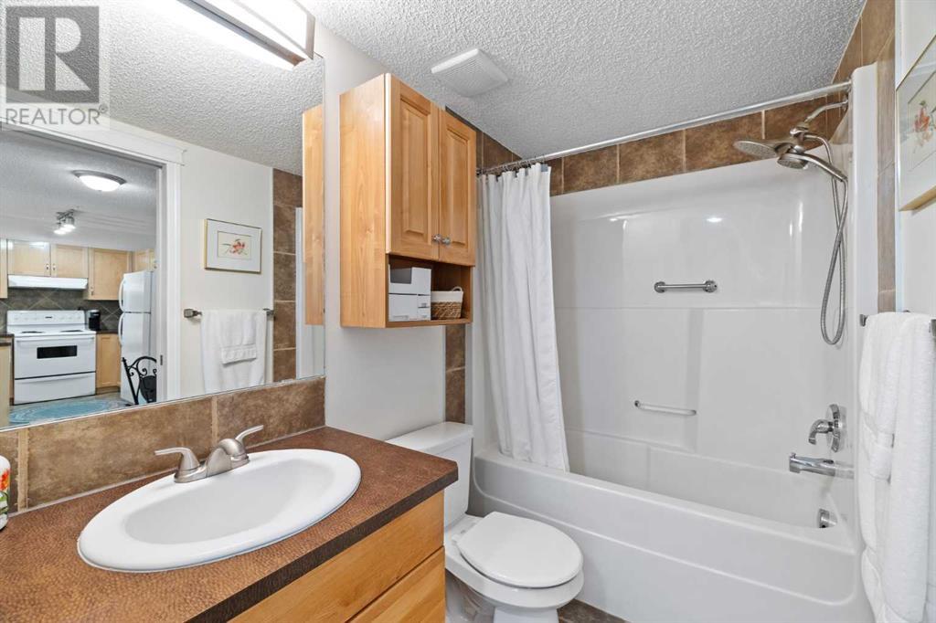 Single Family House for Sale in   Panamount Drive NW Panorama Hills Calgary 