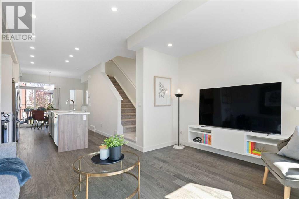 Single Family House for Sale in   Greenbriar Place NW Greenwood/Greenbriar Calgary 