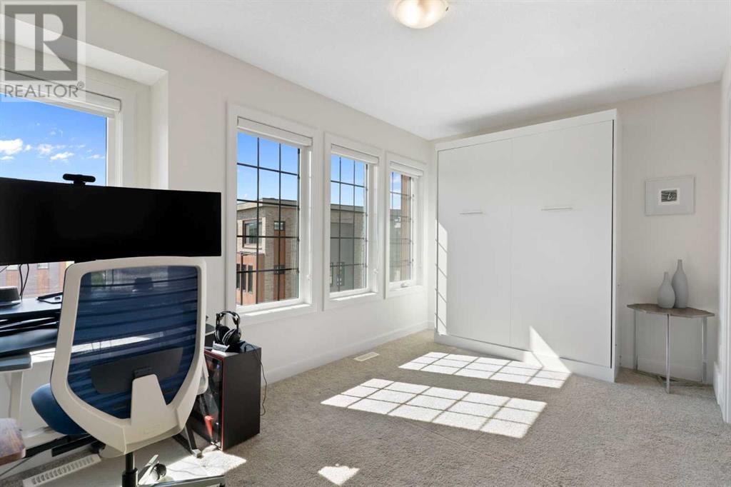 Single Family House for Sale in   Greenbriar Place NW Greenwood/Greenbriar Calgary 