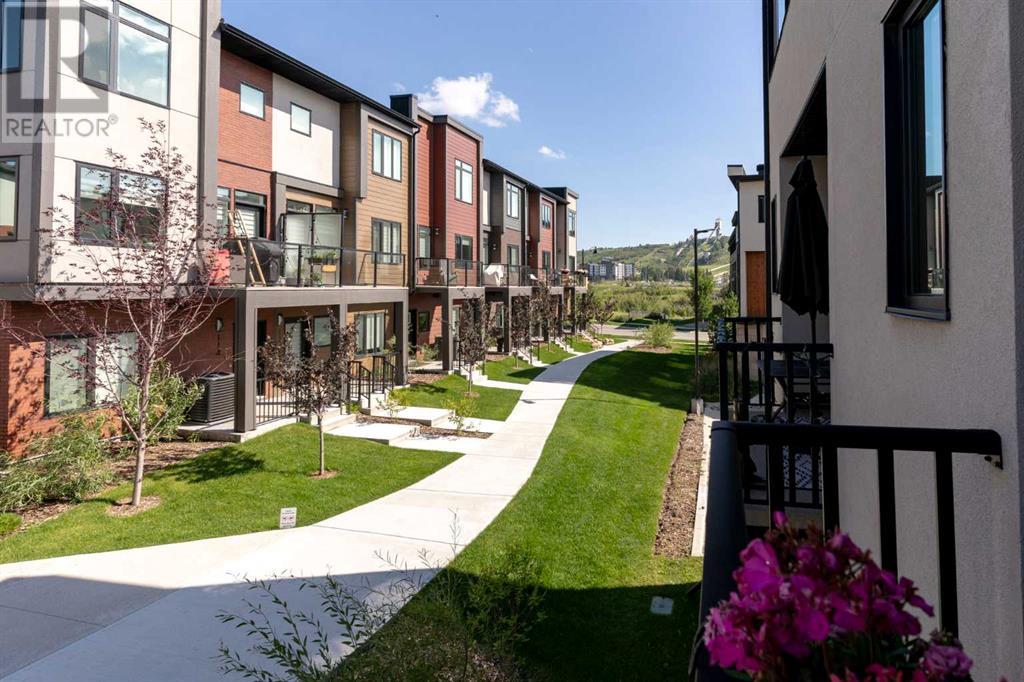 Single Family House for Sale in   Greenbriar Place NW Greenwood/Greenbriar Calgary 