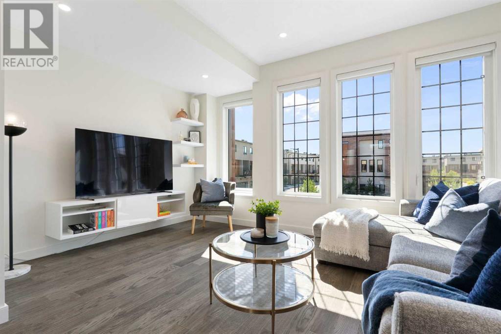 Single Family House for Sale in   Greenbriar Place NW Greenwood/Greenbriar Calgary 
