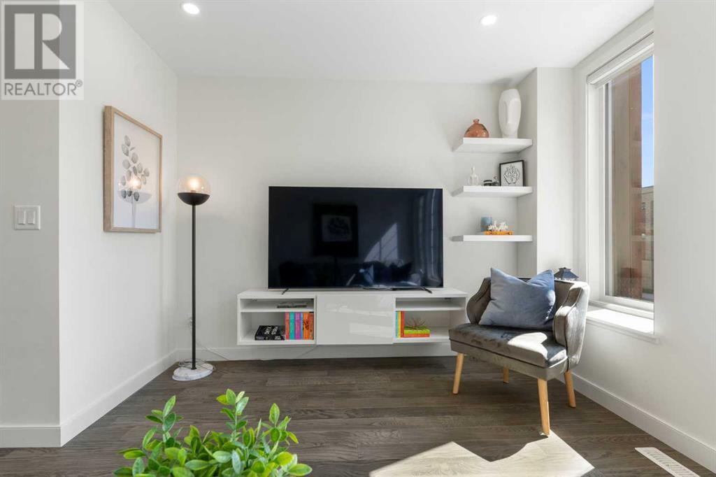 Single Family House for Sale in   Greenbriar Place NW Greenwood/Greenbriar Calgary 