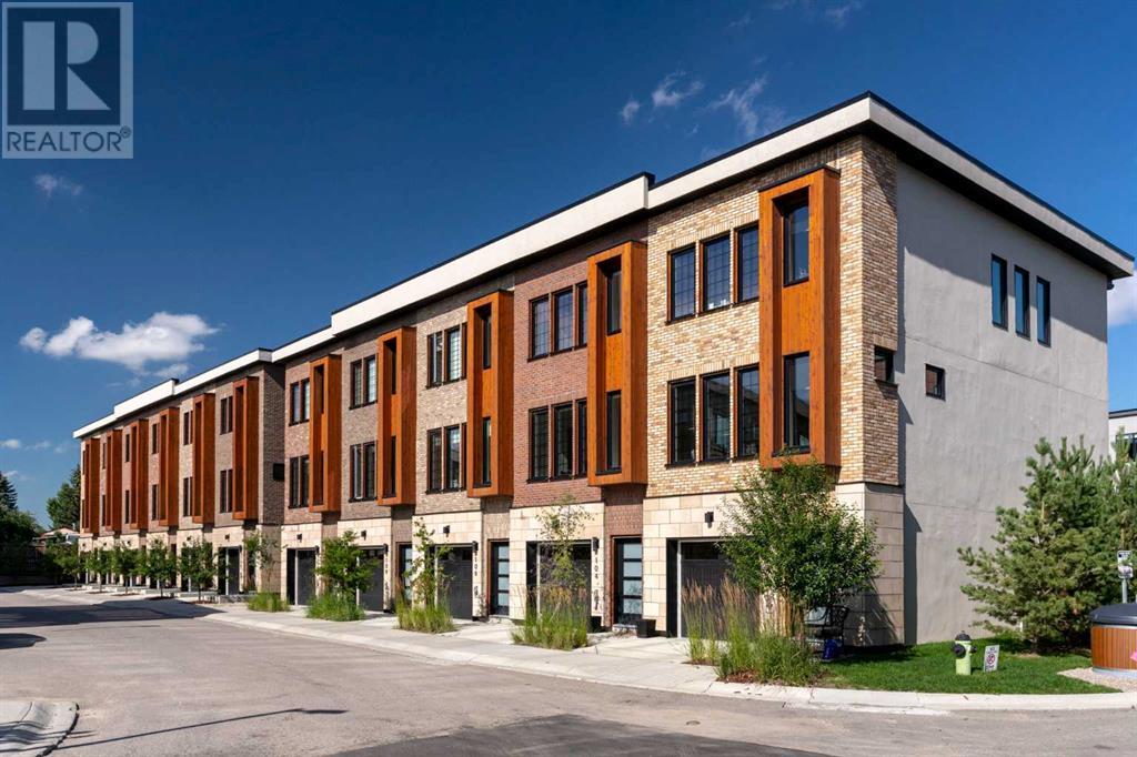 Single Family House for Sale in   Greenbriar Place NW Greenwood/Greenbriar Calgary 