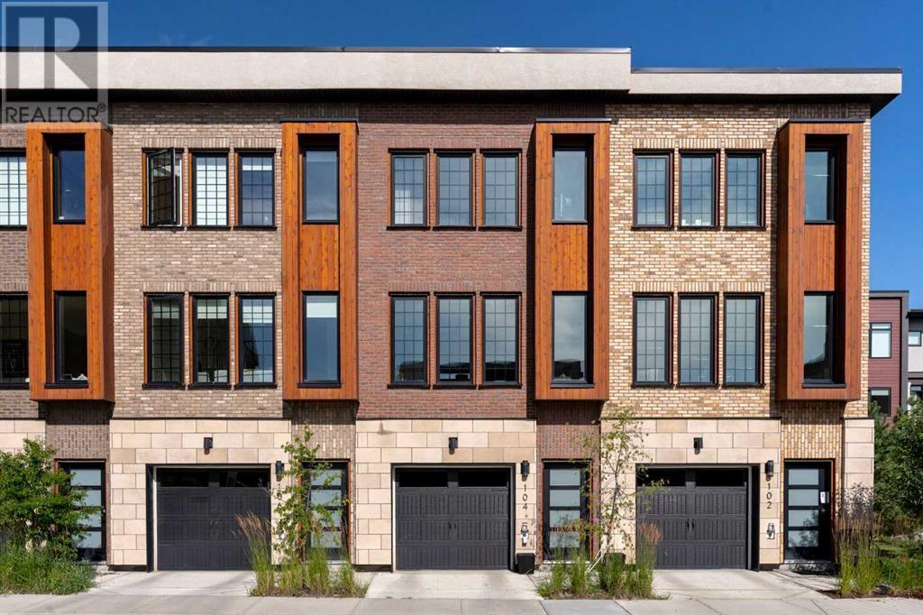 Single Family House for Sale in   Greenbriar Place NW Greenwood/Greenbriar Calgary 