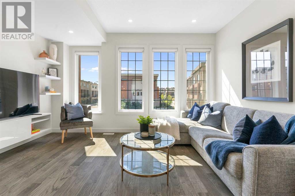 Single Family House for Sale in   Greenbriar Place NW Greenwood/Greenbriar Calgary 