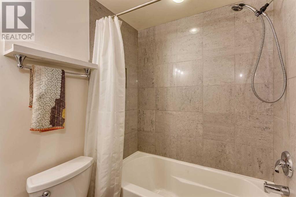 Single Family House for Sale in    Avenue SW Mission Calgary 