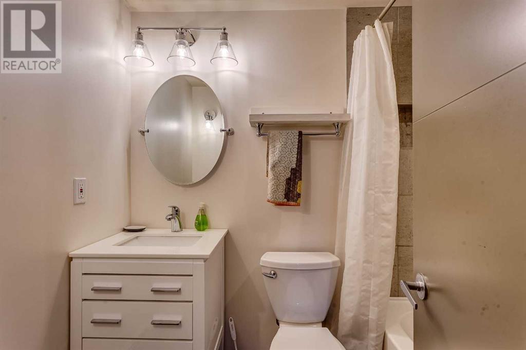 Single Family House for Sale in    Avenue SW Mission Calgary 