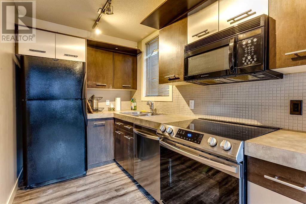 Single Family House for Sale in    Avenue SW Mission Calgary 