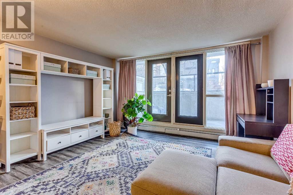 Single Family House for Sale in    Avenue SW Mission Calgary 