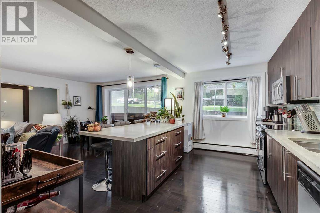 Single Family House for Sale in    Street SW Lower Mount Royal Calgary 
