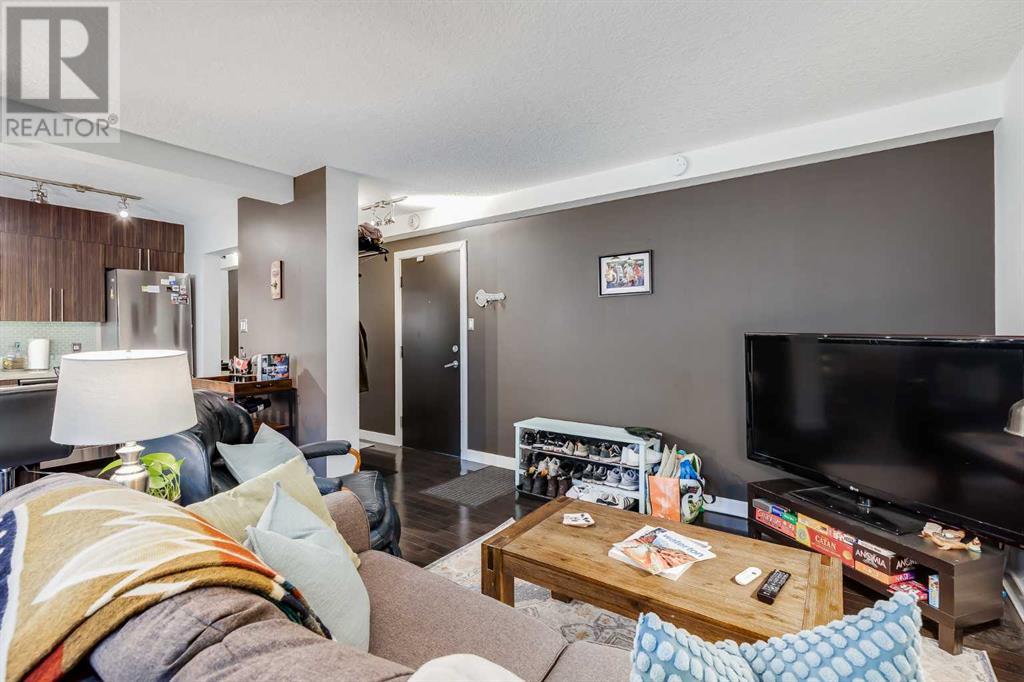 Single Family House for Sale in    Street SW Lower Mount Royal Calgary 