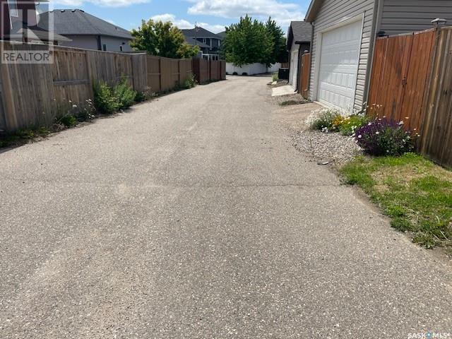 Photo 15 of 411 Langlois Way, Saskatoon SK