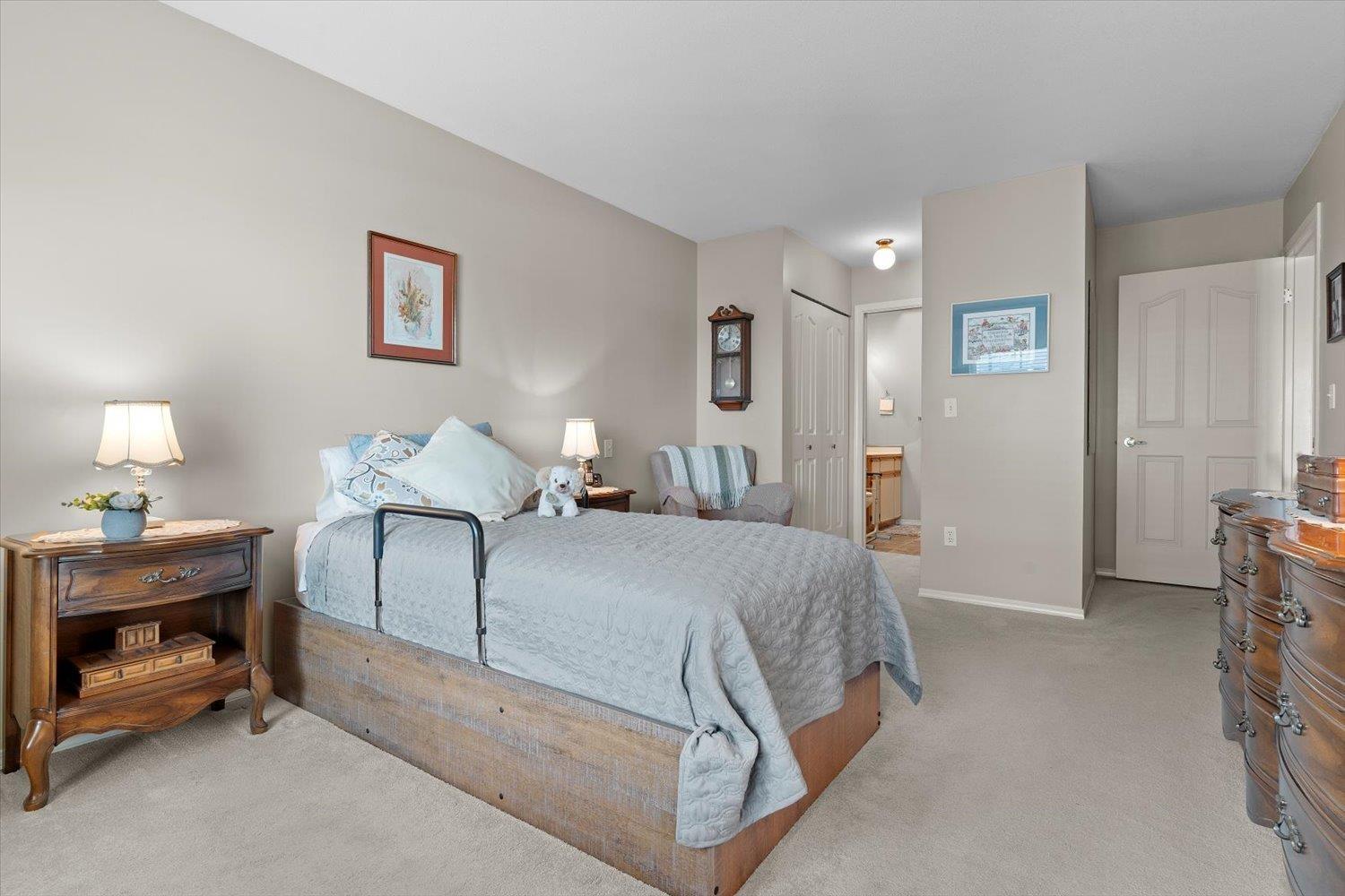 306 45660 KNIGHT ROAD, Sardis West Vedder, Chilliwack