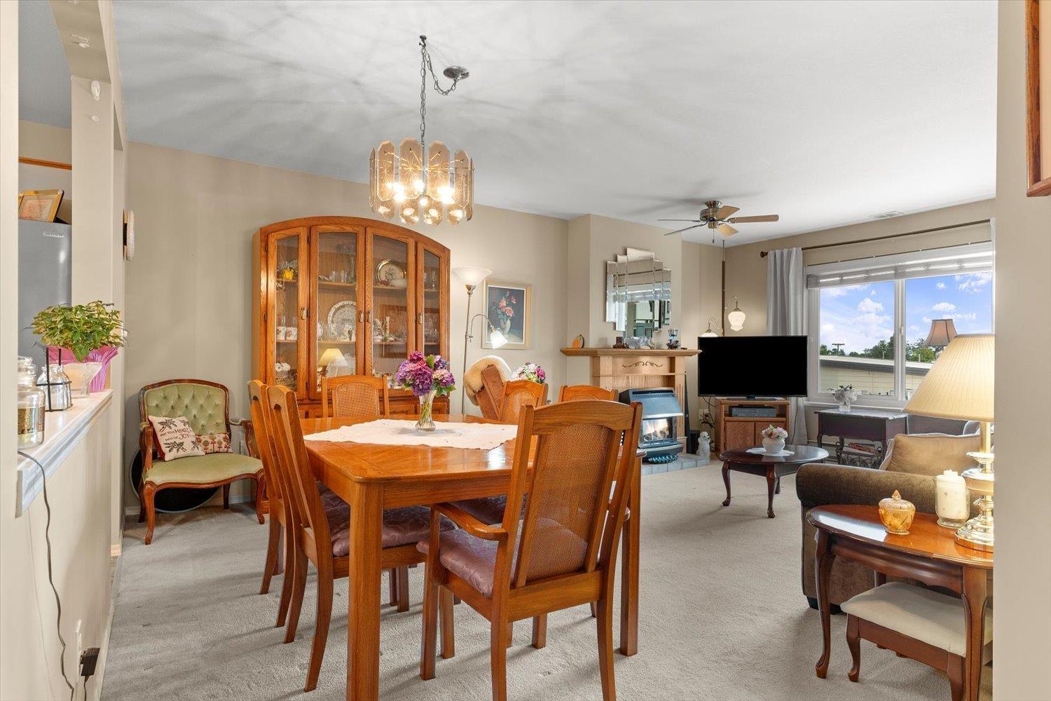 306 45660 KNIGHT ROAD, Sardis West Vedder, Chilliwack