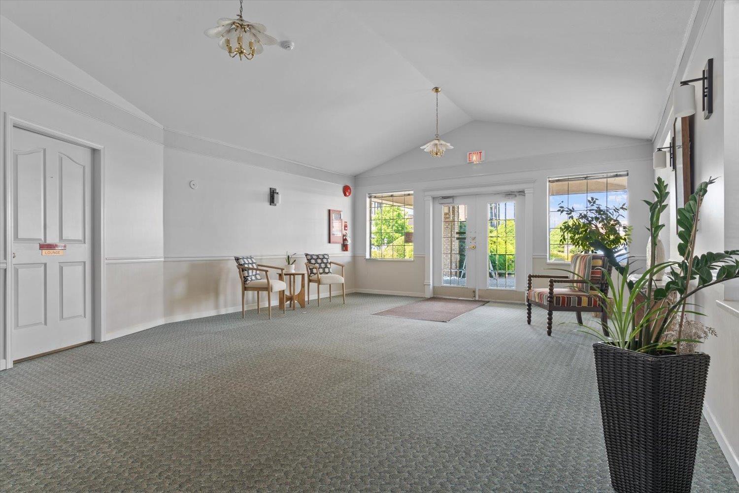 306 45660 KNIGHT ROAD, Sardis West Vedder, Chilliwack