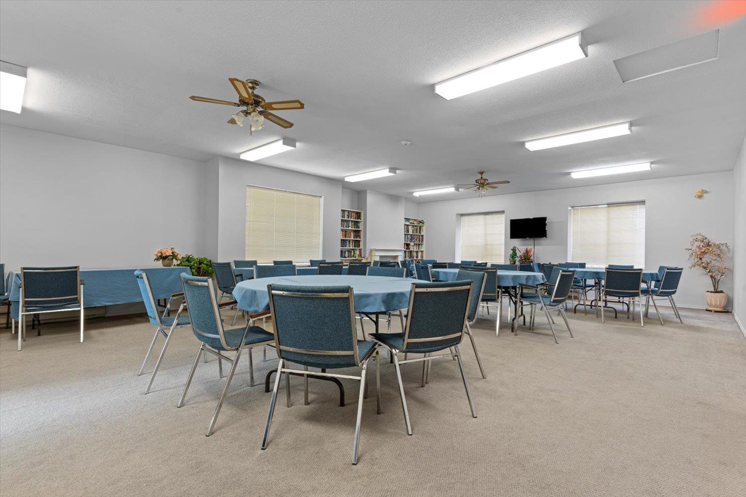 306 45660 KNIGHT ROAD, Sardis West Vedder, Chilliwack