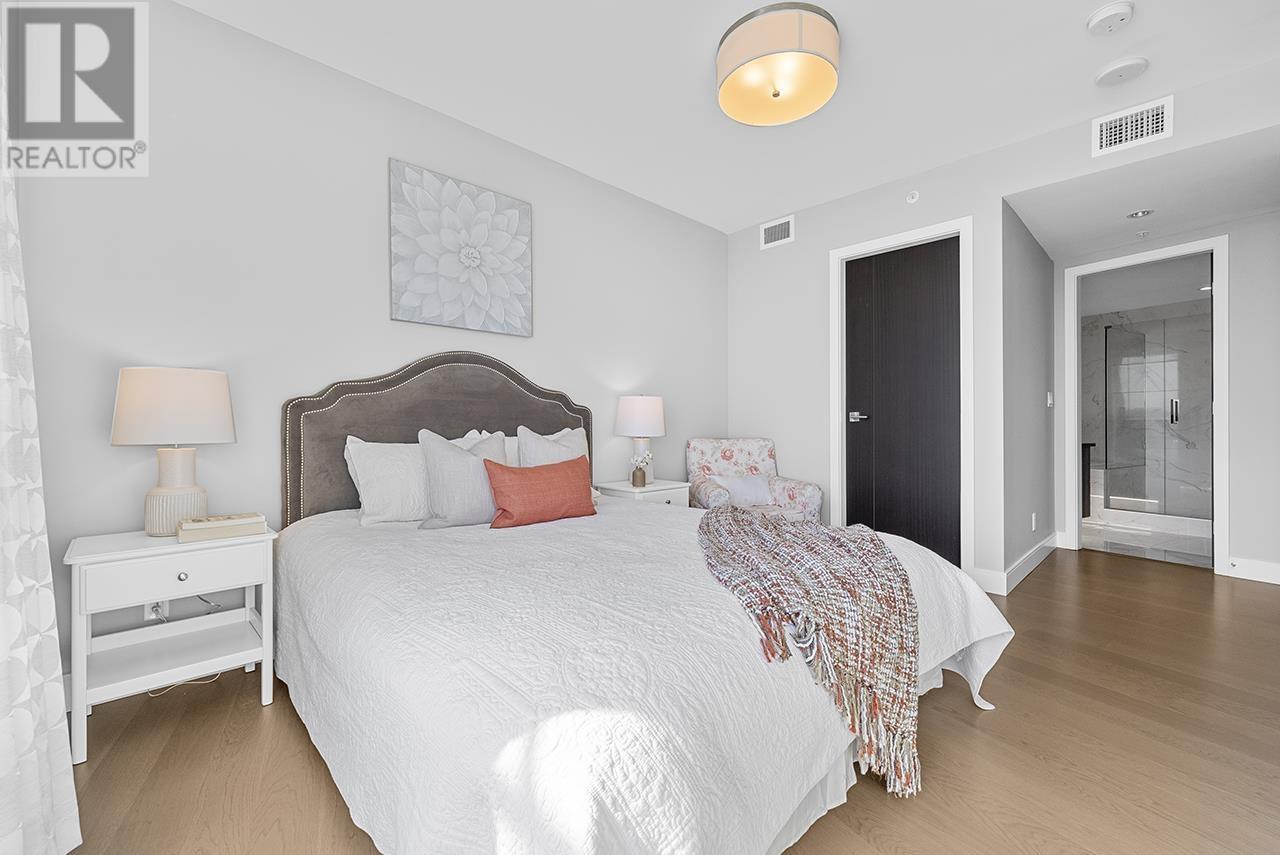 1705 210 SALTER STREET, New Westminster